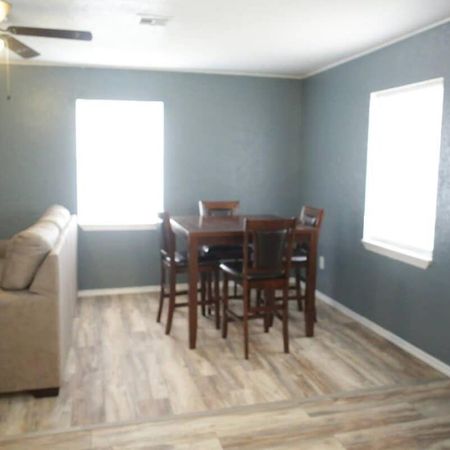 1 Bedroom With A Fireplace Close To Base Lawton Εξωτερικό φωτογραφία